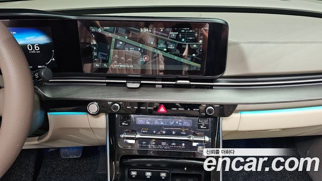 Kia Canival 2021 — photo 20