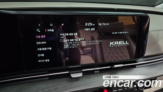Kia Canival 2021 — photo 22