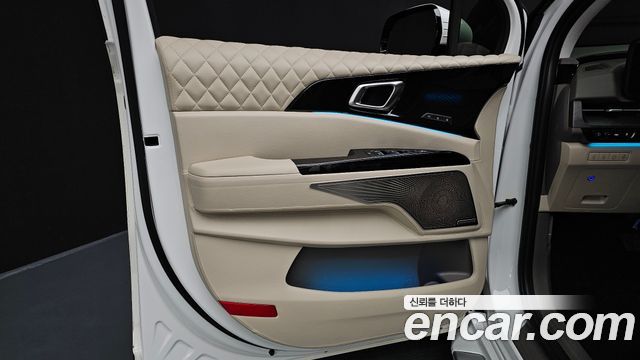 Kia Canival 2021 — photo 14