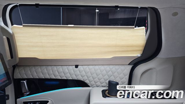 Kia Canival 2021 — photo 34