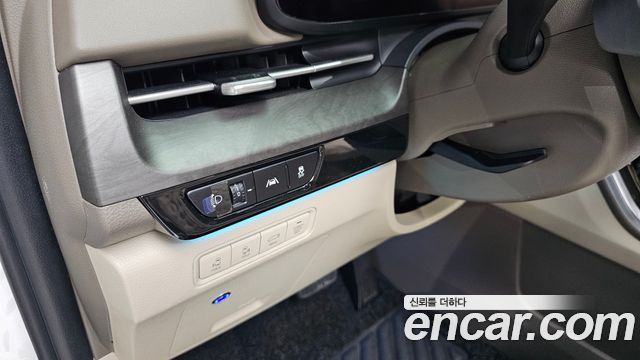 Kia Canival 2021 — photo 39