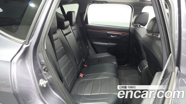 Honda CR-V 2017 — photo 17