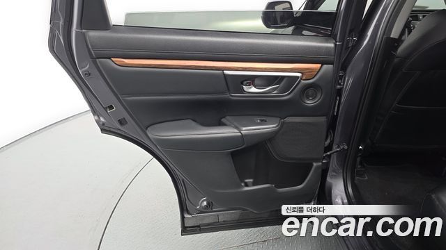 Honda CR-V 2017 — photo 15