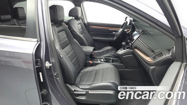 Honda CR-V 2017 — photo 16