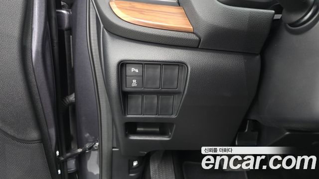 Honda CR-V 2017 — photo 30