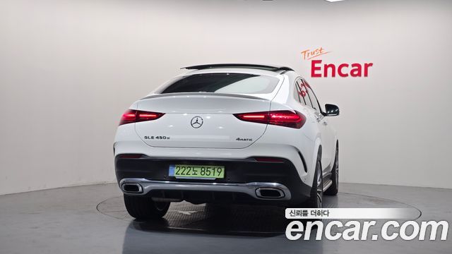 Mercedes-Benz GLE-Class 2023 — photo 4
