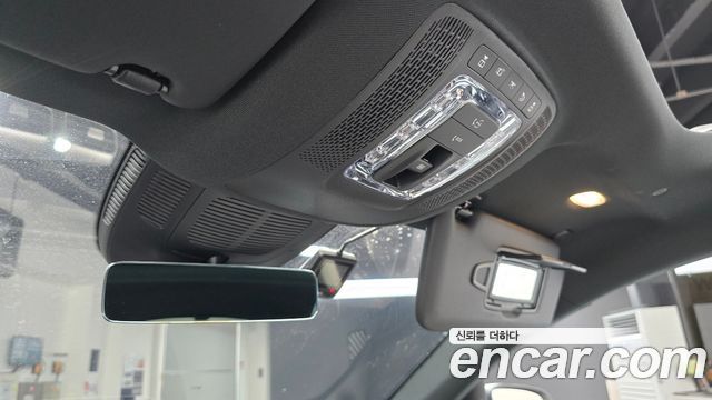 Mercedes-Benz GLE-Class 2023 — photo 17