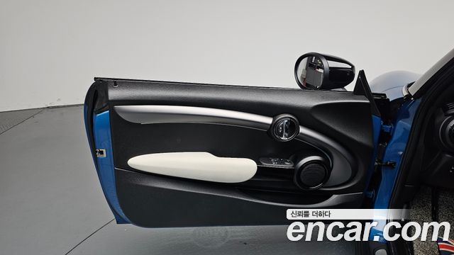 Mini Cooper 2022 — photo 14