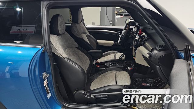Mini Cooper 2022 — photo 16