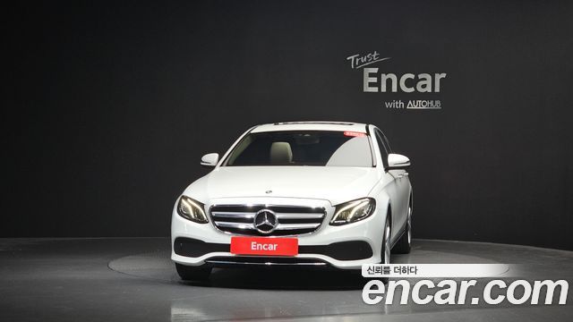 Mercedes-Benz E-Class 2018 — photo 3