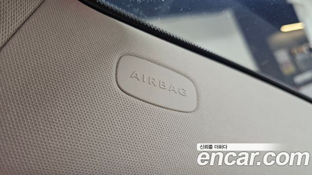 Mercedes-Benz E-Class 2018 — photo 27