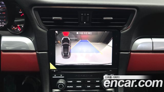Porsche 911 2018 — photo 15