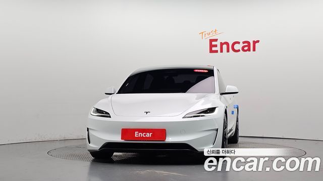 Tesla Model 3 2026 — photo 3