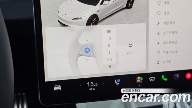 Tesla Model 3 2026 — photo 26