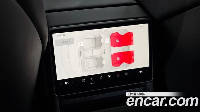 Tesla Model 3 2026 — photo 32