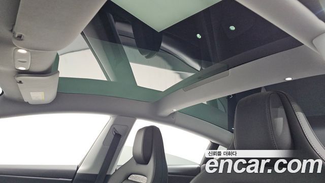 Tesla Model 3 2026 — photo 37