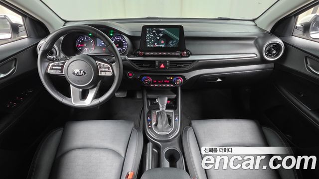 Kia K3 2019 — photo 10