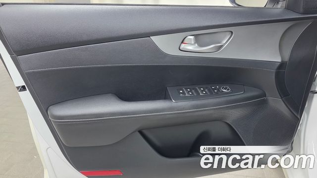 Kia K3 2019 — photo 14