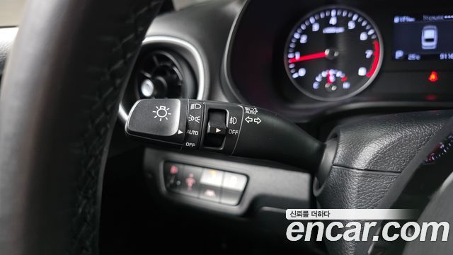 Kia K3 2019 — photo 29