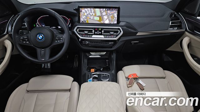 BMW iX3 2023 — photo 10
