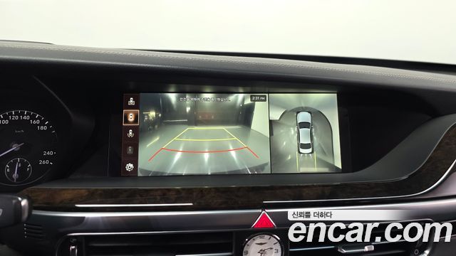 Genesis G90 2019 — photo 16