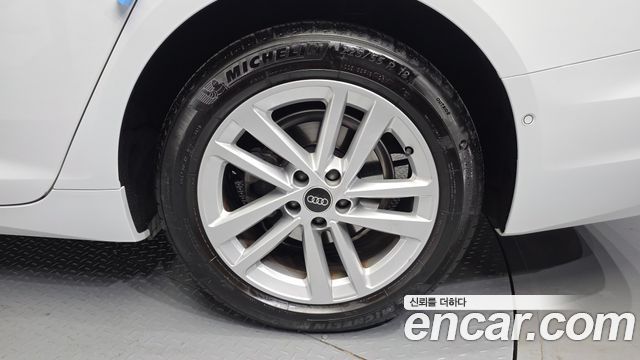 Audi A6 2022 — photo 5