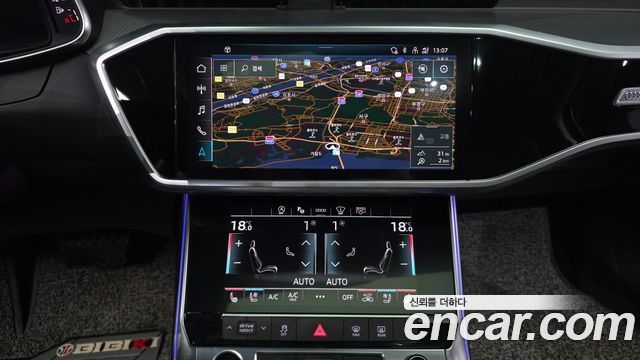 Audi A6 2022 — photo 21