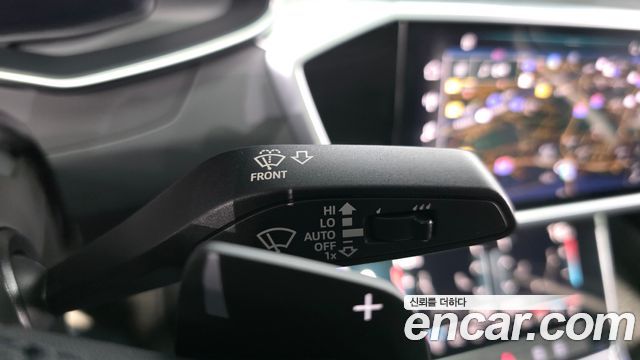 Audi A6 2022 — photo 29