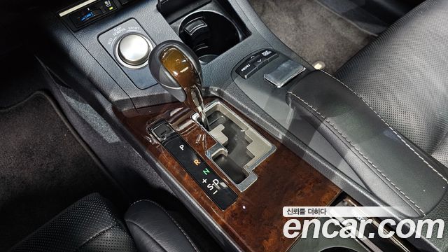 Lexus ES 2013 — photo 9