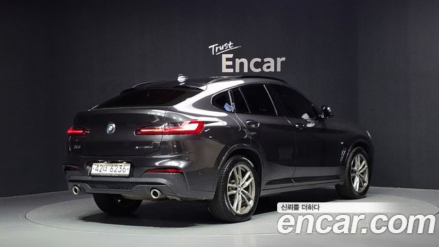 BMW X4 2019 — photo 2