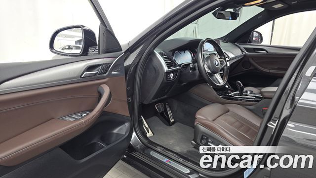 BMW X4 2019 — photo 10