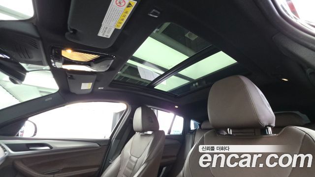 BMW X4 2019 — photo 18