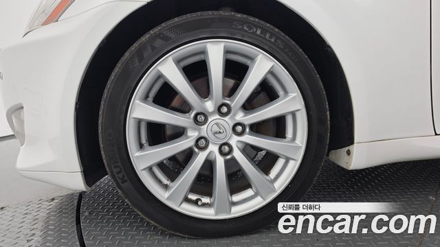 Lexus IS 2008 — photo 5