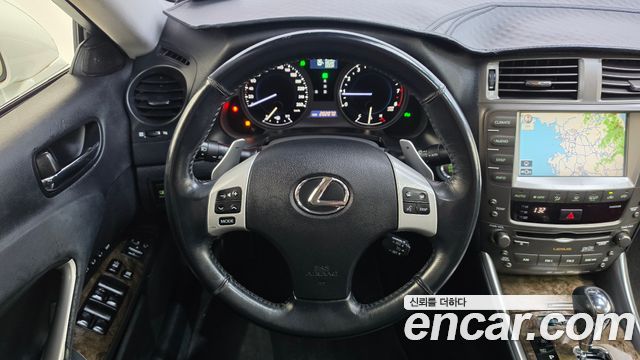 Lexus IS 2008 — photo 13