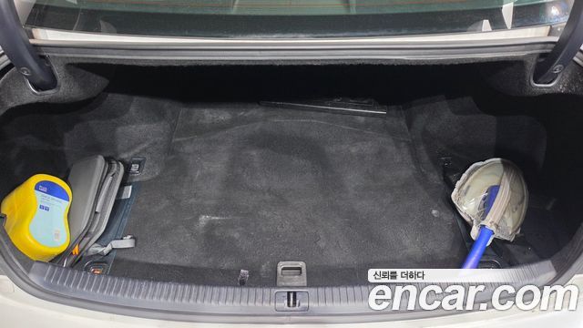 Lexus IS 2008 — photo 16