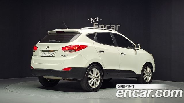 Hyundai Tucson 2012 — photo 2
