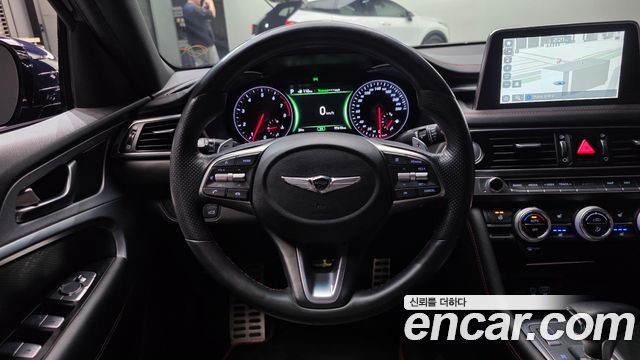 Genesis G70 2018 — photo 13