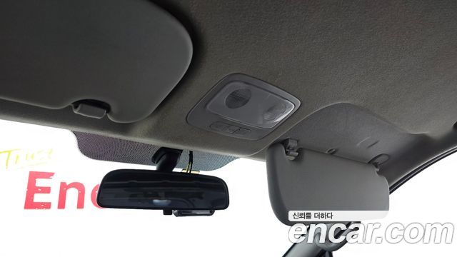 Hyundai Starex 2017 — photo 18