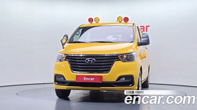 Hyundai Starex 2019 — photo 3