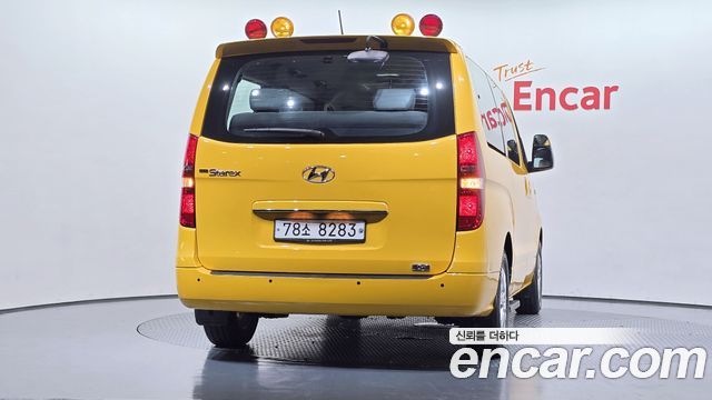Hyundai Starex 2019 — photo 4