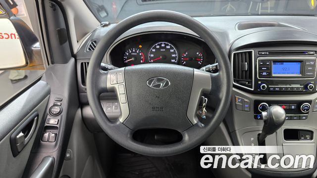 Hyundai Starex 2019 — photo 19
