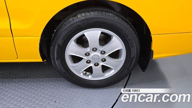 Hyundai Starex 2019 — photo 7
