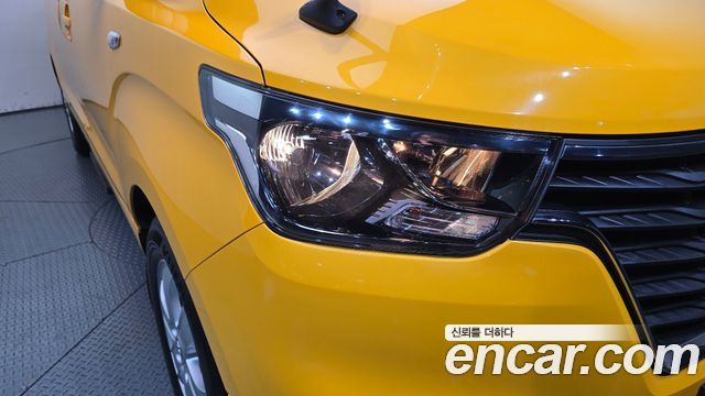Hyundai Starex 2019 — photo 8