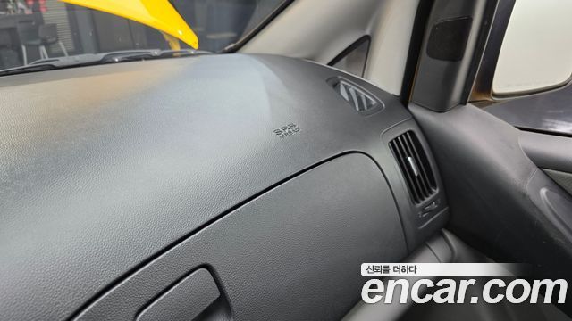 Hyundai Starex 2019 — photo 27