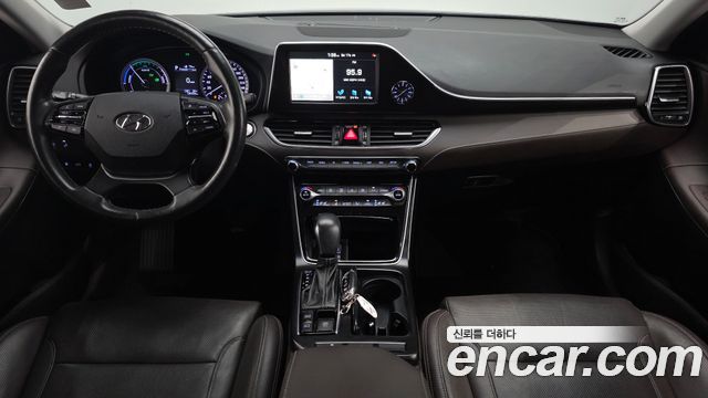 Hyundai Grandeur 2018 — photo 10