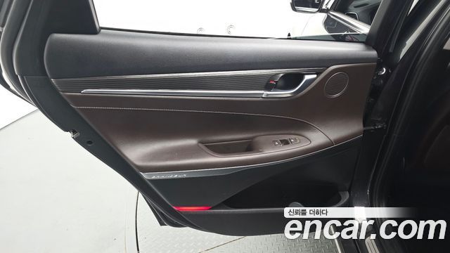 Hyundai Grandeur 2018 — photo 15