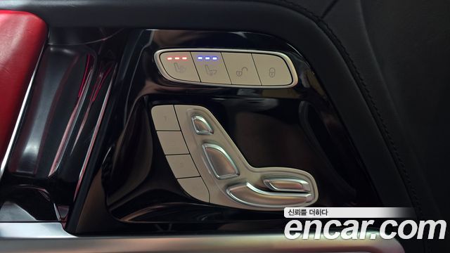 Mercedes-Benz G-Class 2021 — photo 12