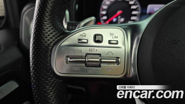 Mercedes-Benz G-Class 2021 — photo 17