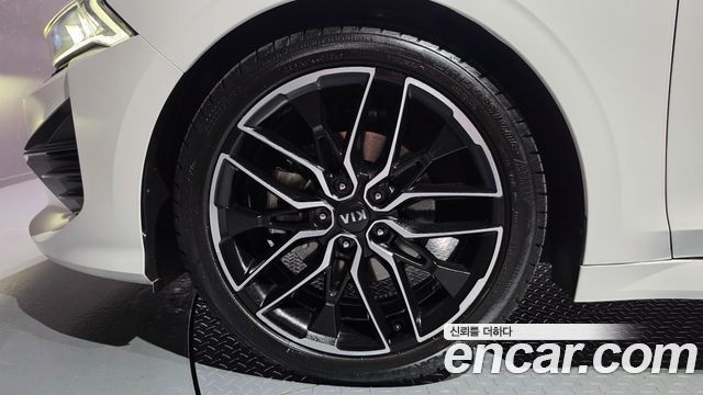 Kia K5 2020 — photo 5