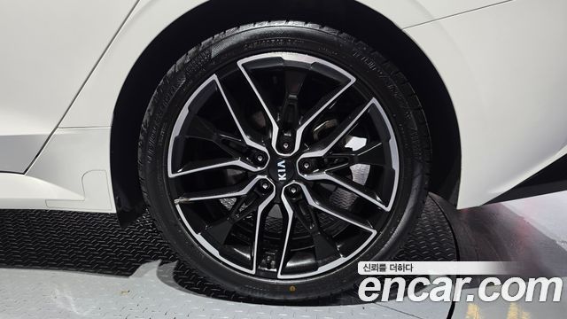 Kia K5 2020 — photo 7
